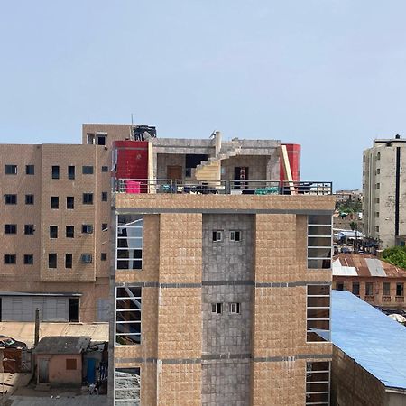 Hotel Yabisso Lomé Buitenkant foto