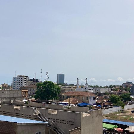 Hotel Yabisso Lomé Buitenkant foto